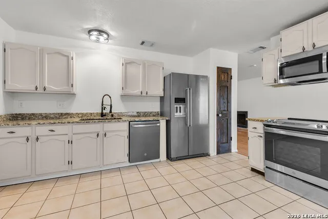 9749 MISTY ASH DR Converse, TX 78109