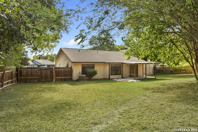 9749 MISTY ASH DR Converse, TX 78109