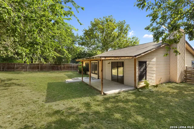 9749 MISTY ASH DR Converse, TX 78109