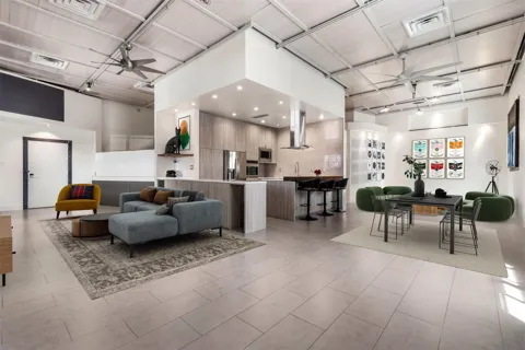 215 Walton Street #9 & 11
