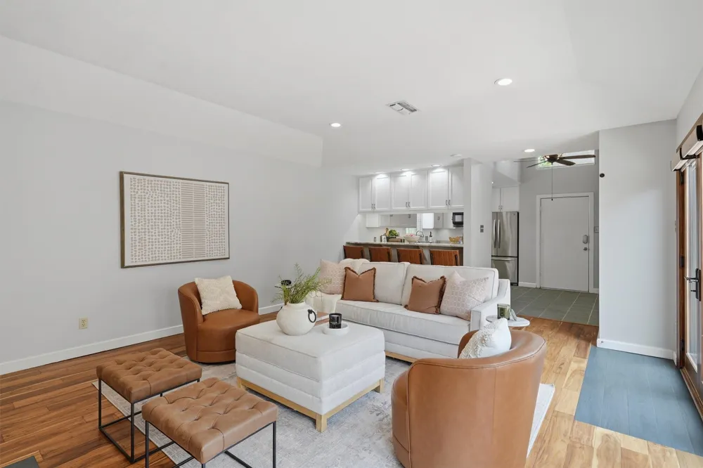 2637 Mccart Avenue Fort Worth, TX 76110