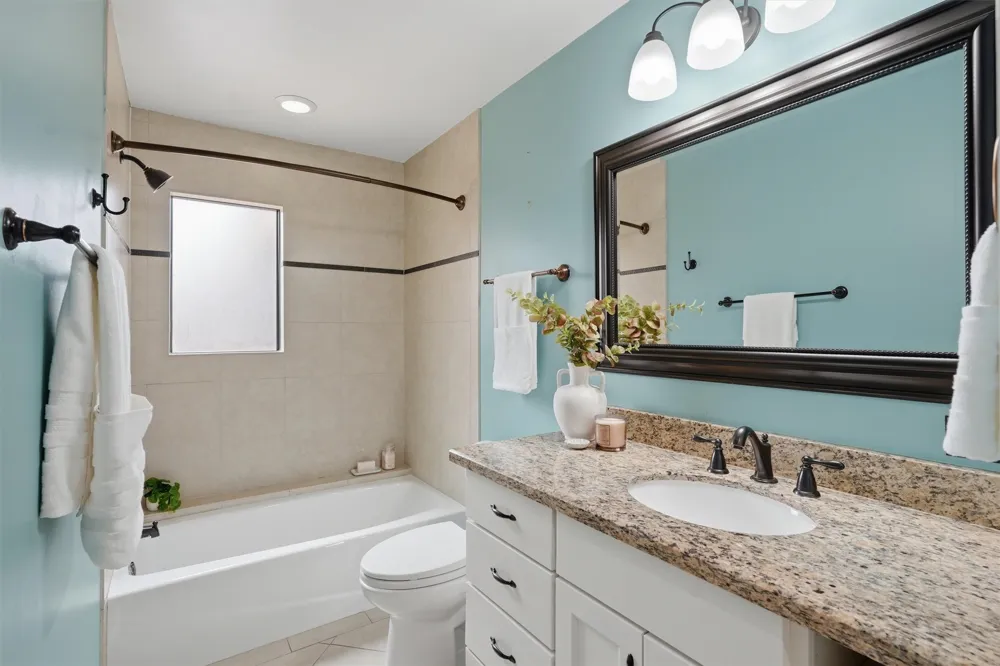 2637 Mccart Avenue Fort Worth, TX 76110