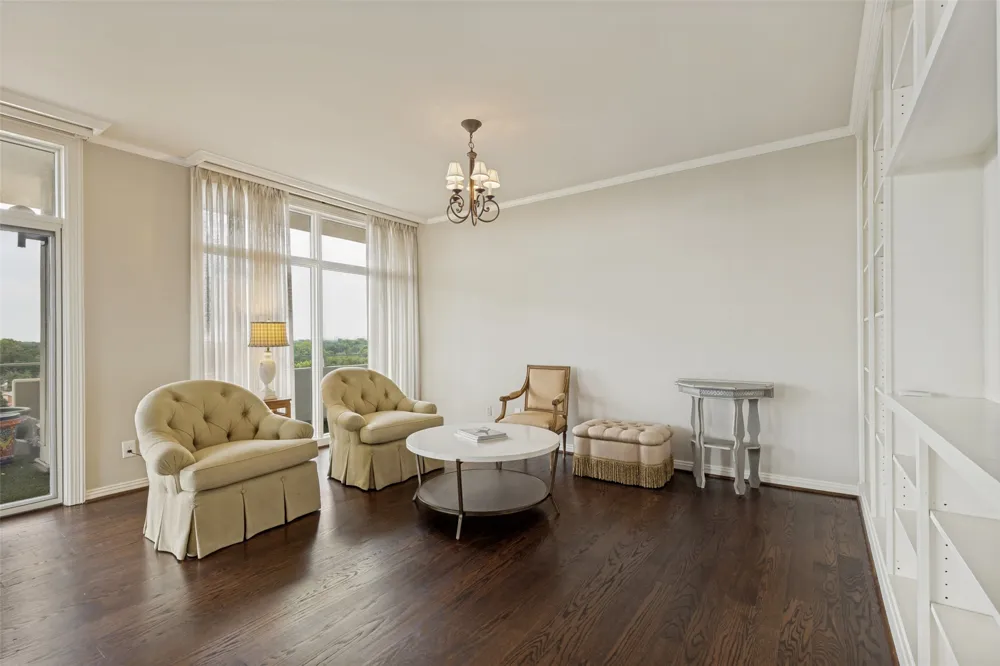 4500 Roland Avenue #805 Highland Park, TX 75219
