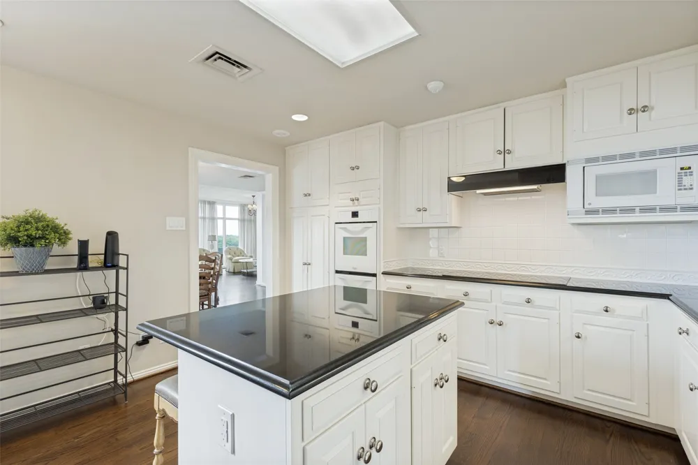 4500 Roland Avenue #805 Highland Park, TX 75219