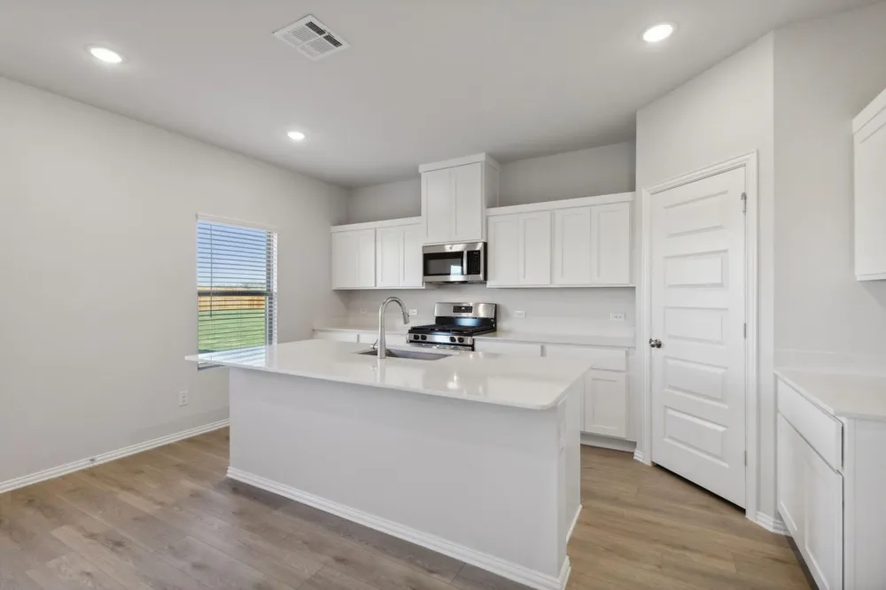 1907 Rolling Ridge Drive Van Alstyne, TX 75495