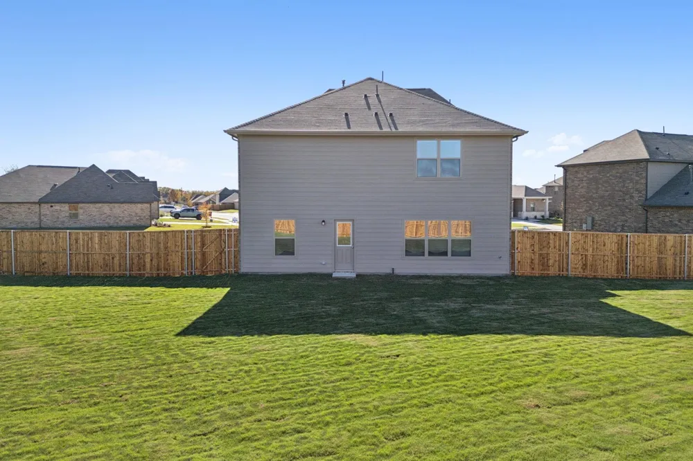 1907 Rolling Ridge Drive Van Alstyne, TX 75495