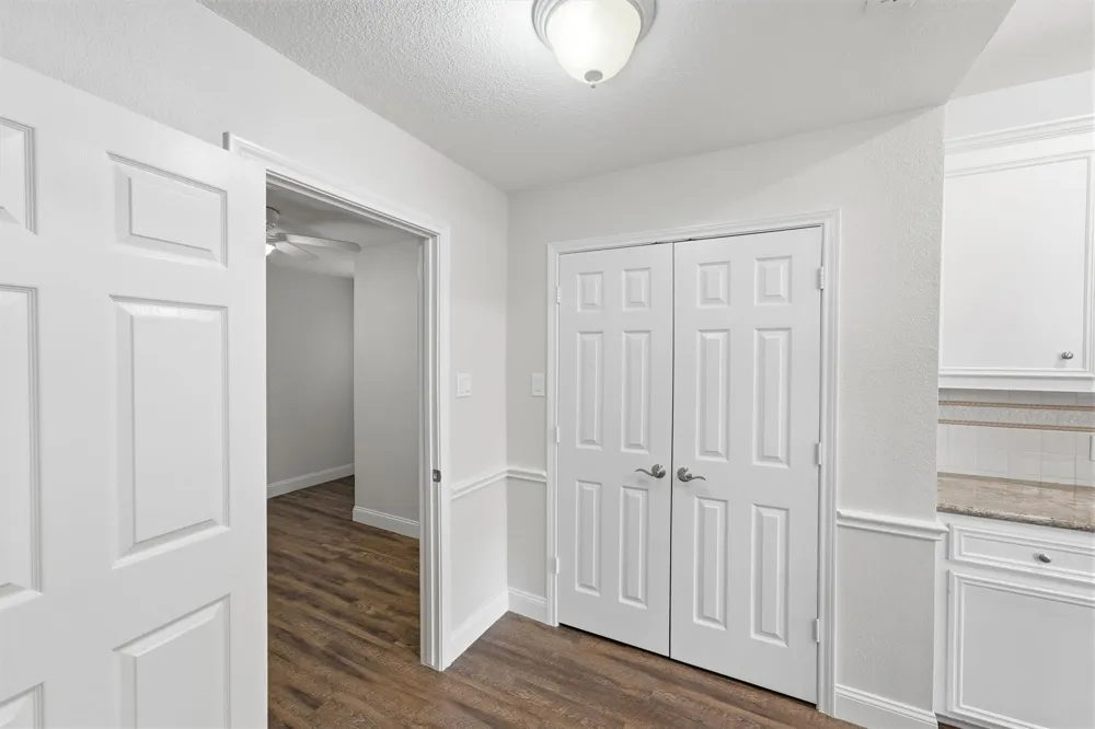 3734 Sweetbriar Drive Pasadena, TX 77505