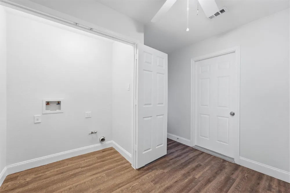 3734 Sweetbriar Drive Pasadena, TX 77505