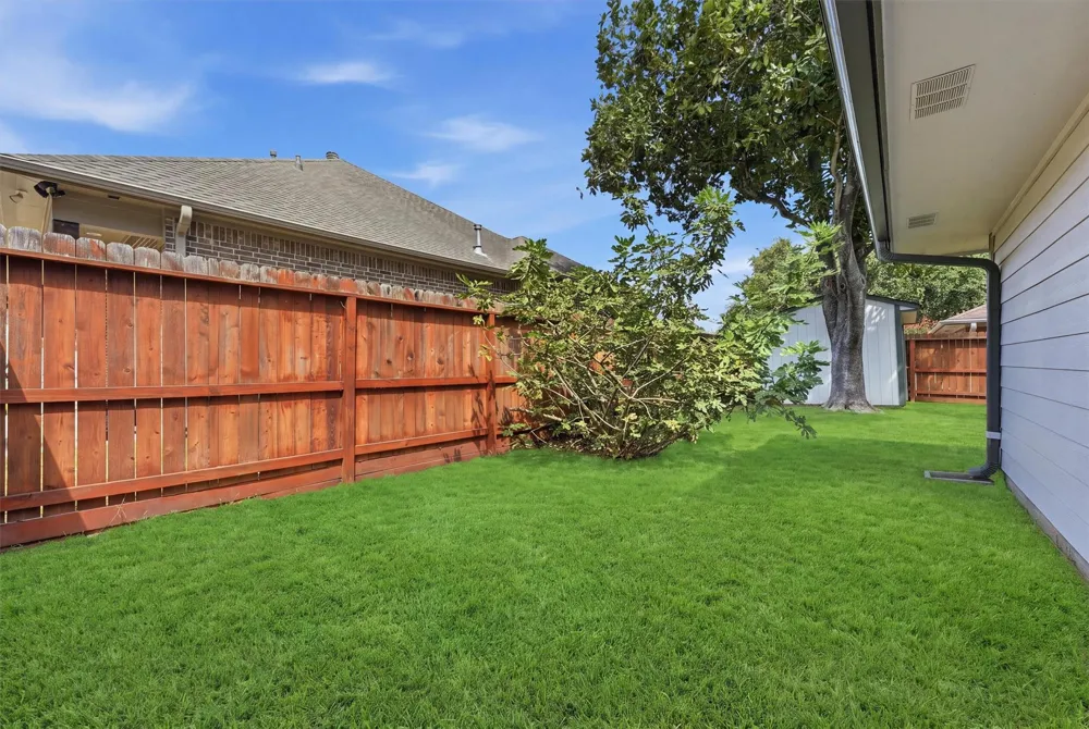 3734 Sweetbriar Drive Pasadena, TX 77505