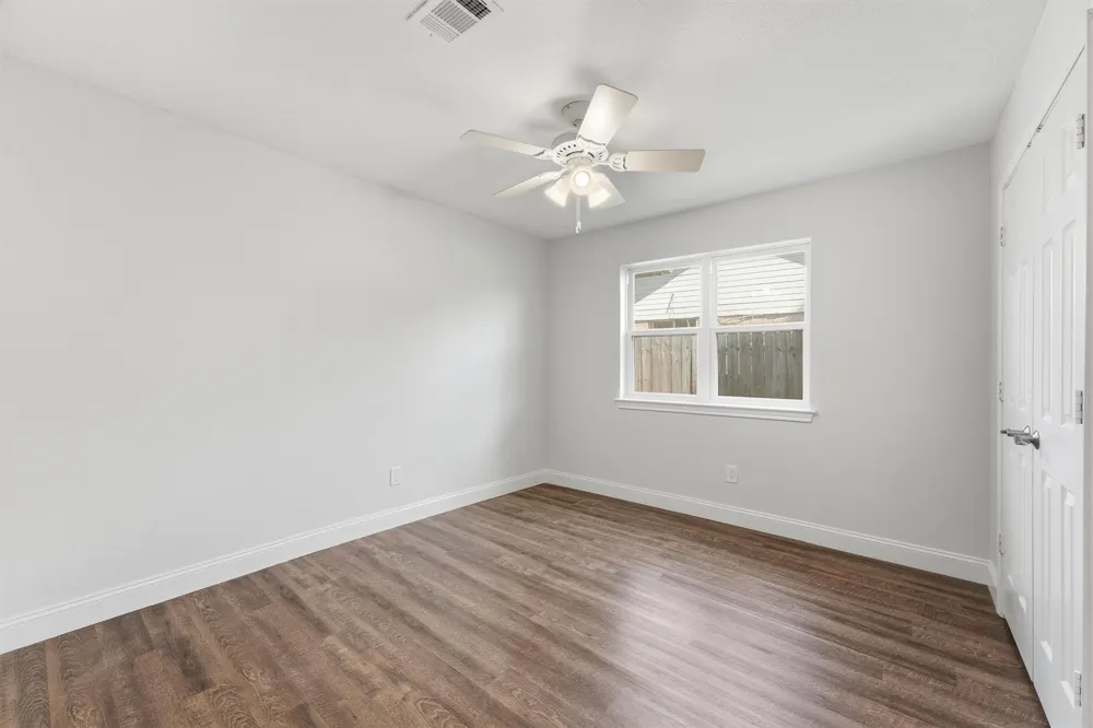3734 Sweetbriar Drive Pasadena, TX 77505