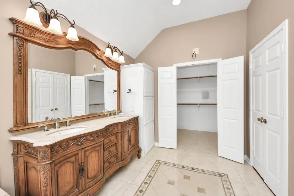 731 Avery Drive Sugar Land, TX 77479
