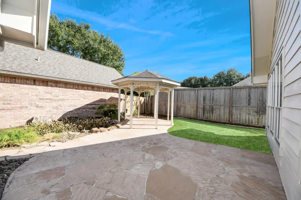 731 Avery Drive Sugar Land, TX 77479