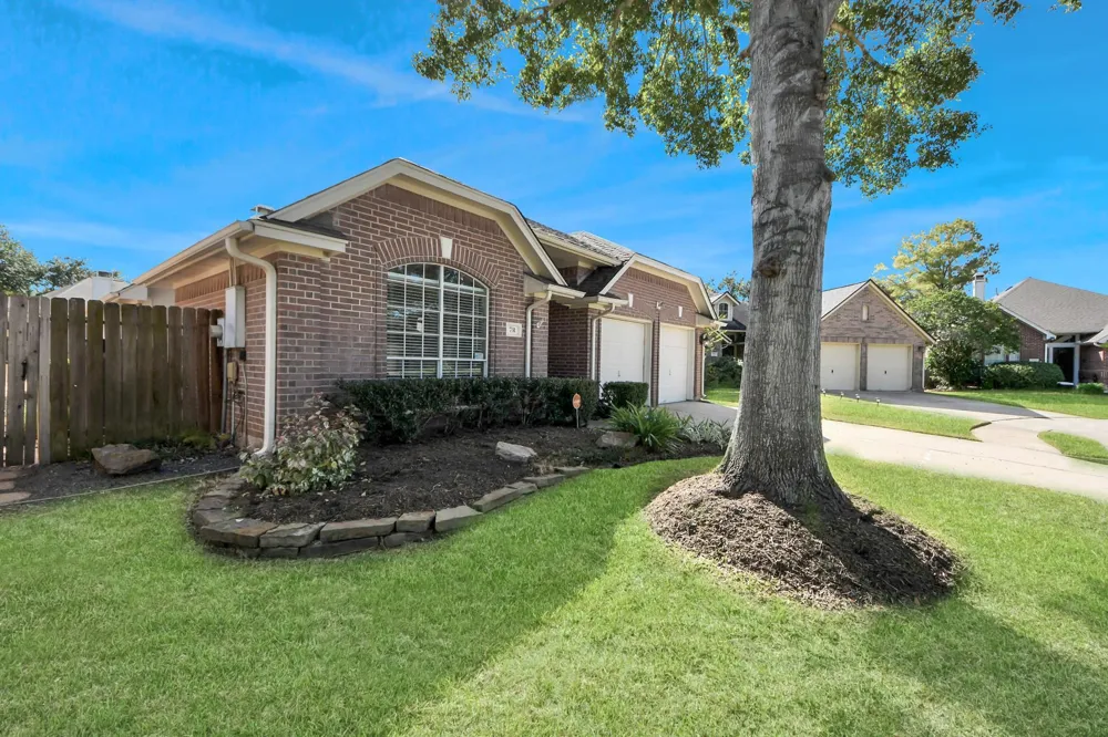 731 Avery Drive Sugar Land, TX 77479