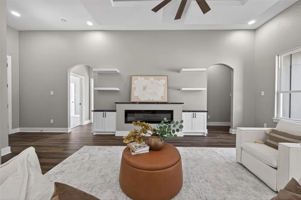 265 County Road 3376 Cleveland, TX 77327