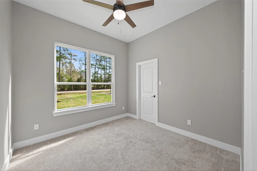 265 County Road 3376 Cleveland, TX 77327