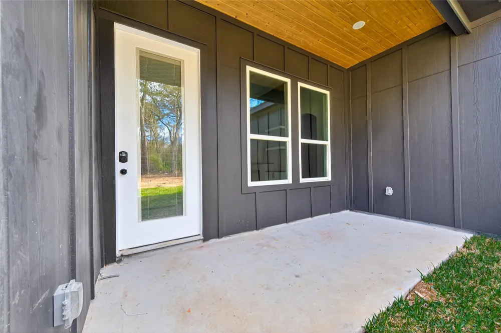 265 County Road 3376 Cleveland, TX 77327