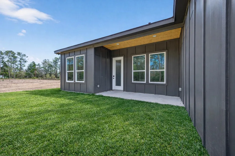 265 County Road 3376 Cleveland, TX 77327