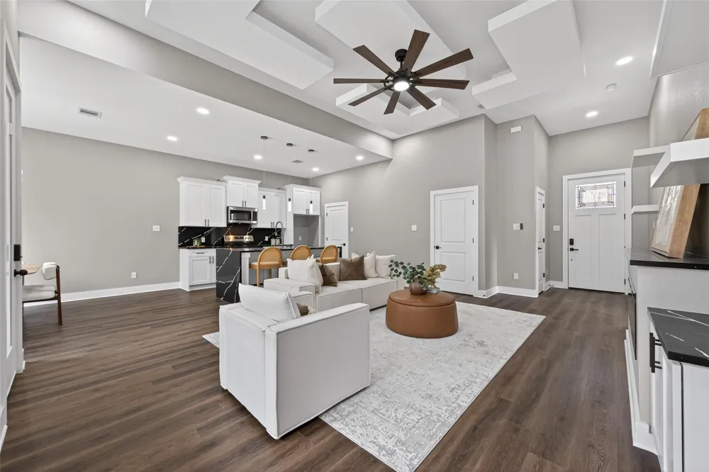 265 County Road 3376 Cleveland, TX 77327