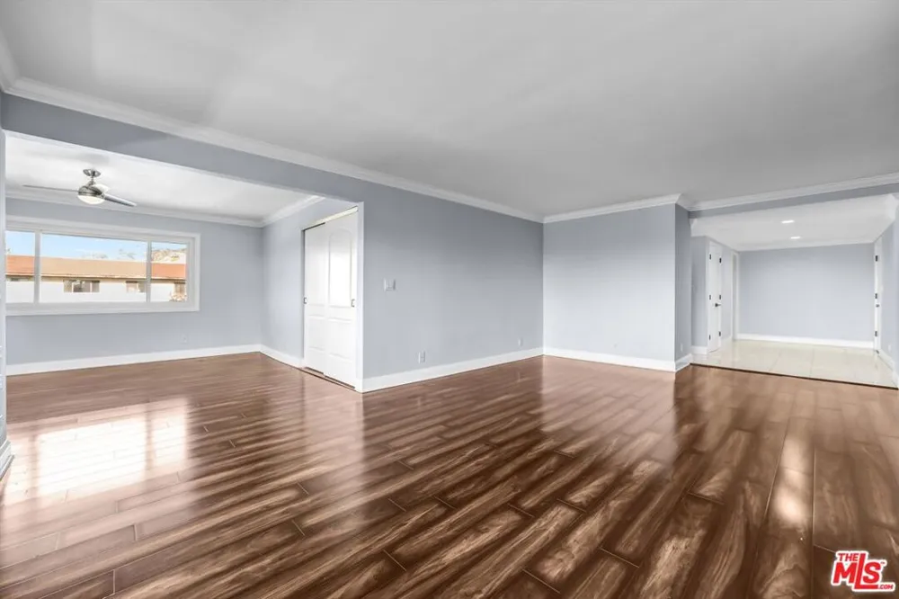 7560 Hollywood Boulevard #303 Los Angeles, CA 90046
