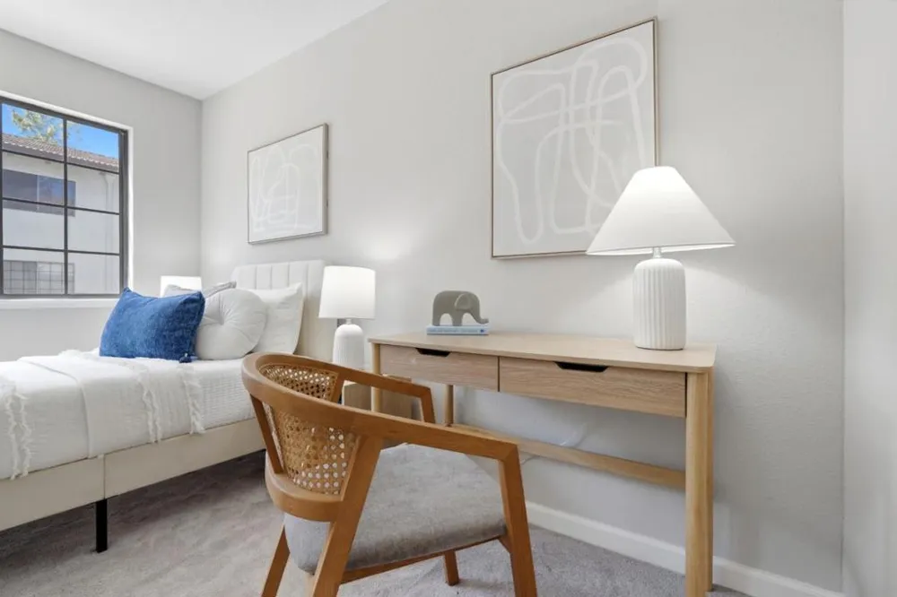 454 Costa Mesa Terrace #B Sunnyvale, CA 94085