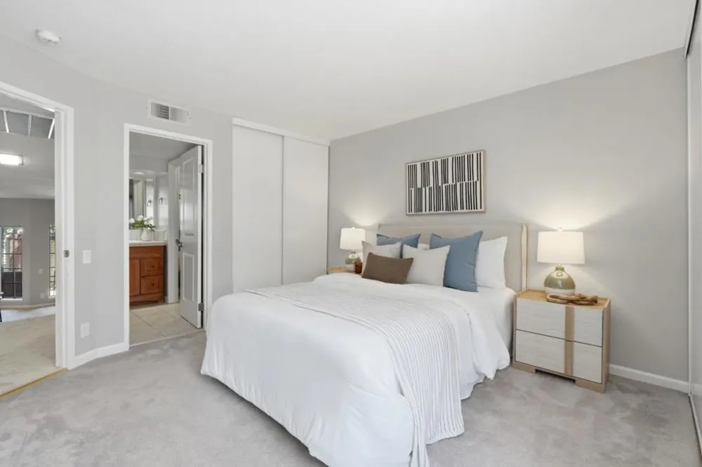 454 Costa Mesa Terrace #B Sunnyvale, CA 94085