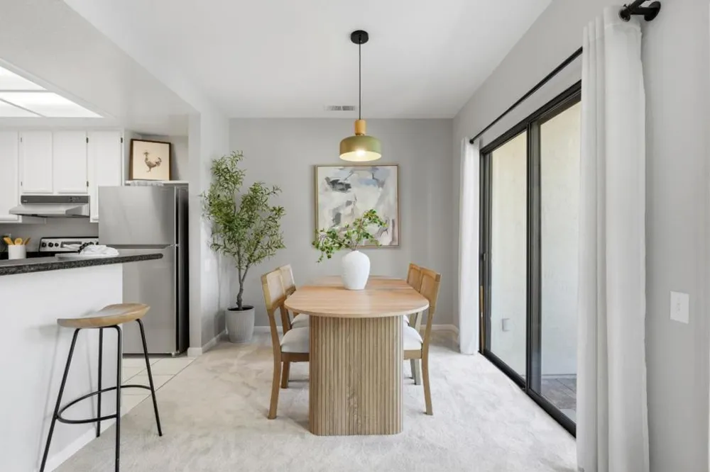 454 Costa Mesa Terrace #B Sunnyvale, CA 94085