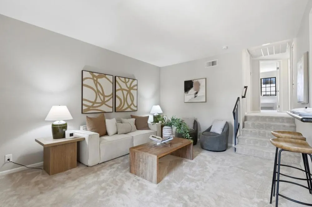 454 Costa Mesa Terrace #B Sunnyvale, CA 94085