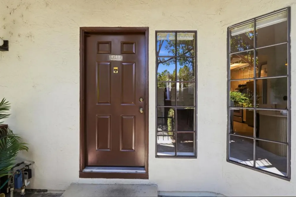 454 Costa Mesa Terrace #B Sunnyvale, CA 94085