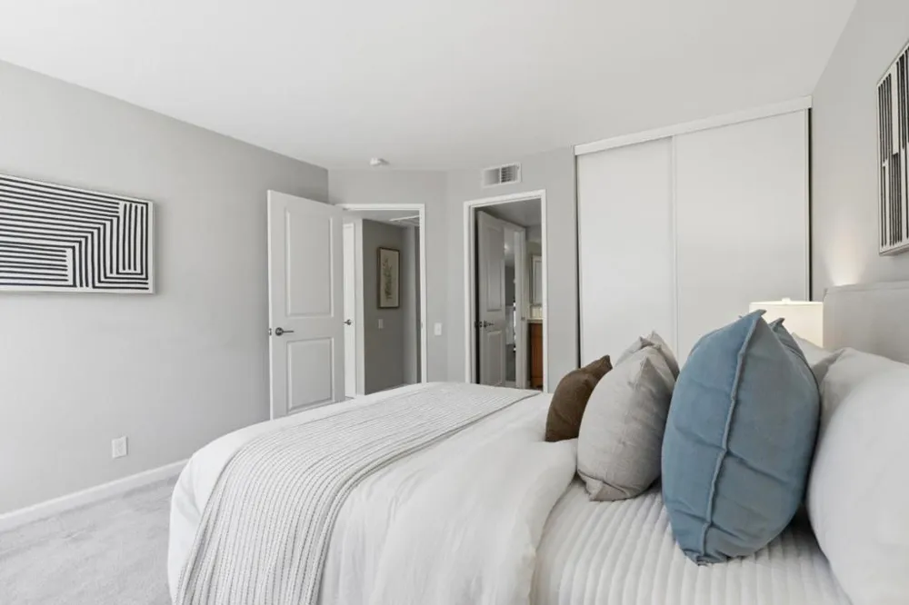 454 Costa Mesa Terrace #B Sunnyvale, CA 94085