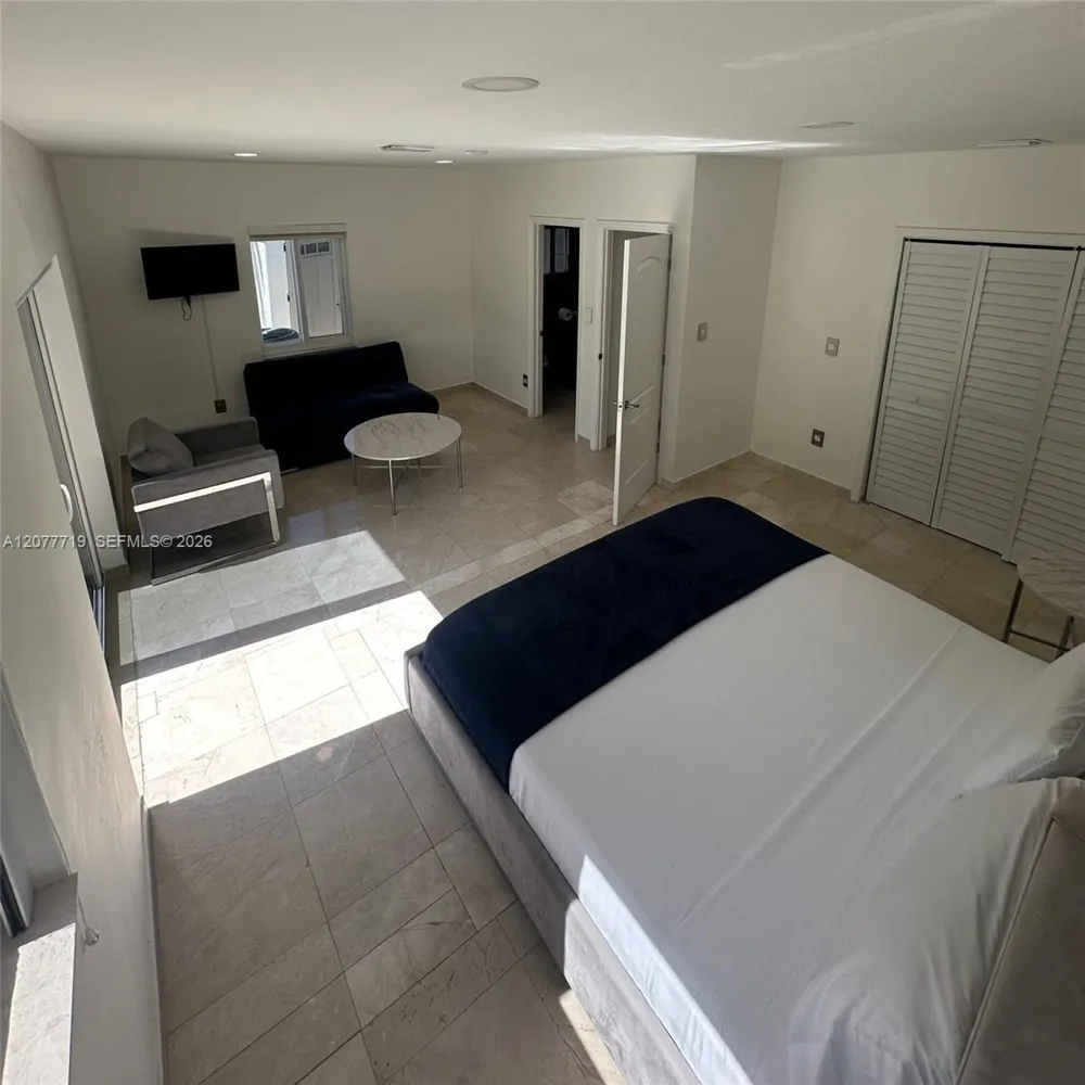 17650 NE 19th Ave North Miami Beach, FL 33162