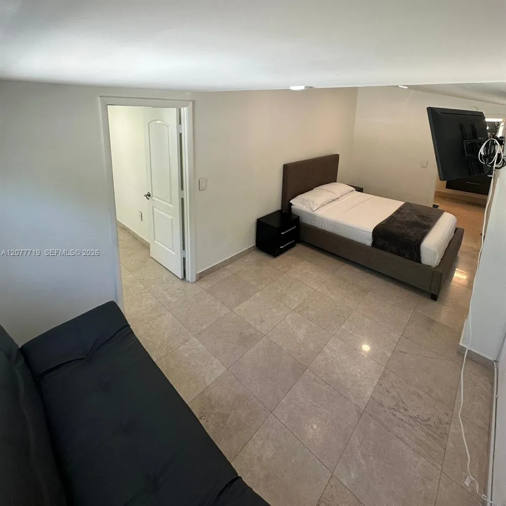 17650 NE 19th Ave North Miami Beach, FL 33162