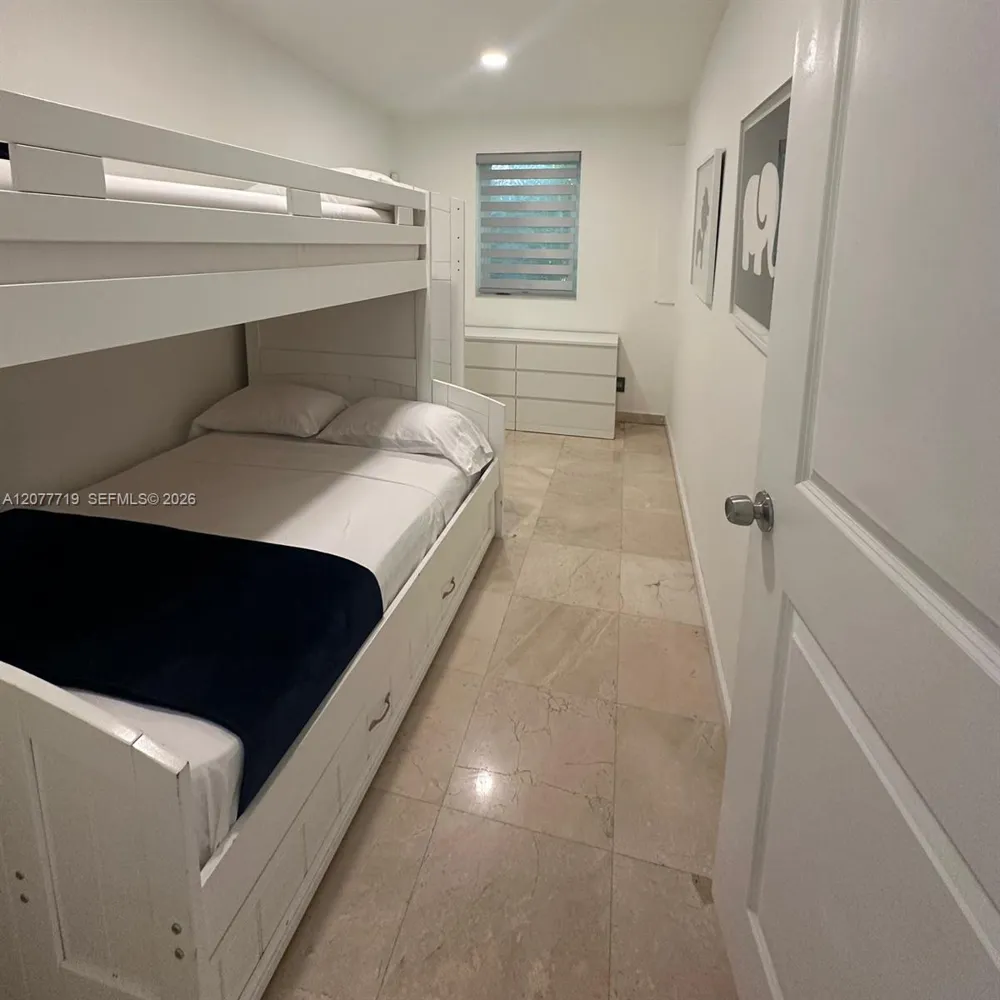 17650 NE 19th Ave North Miami Beach, FL 33162