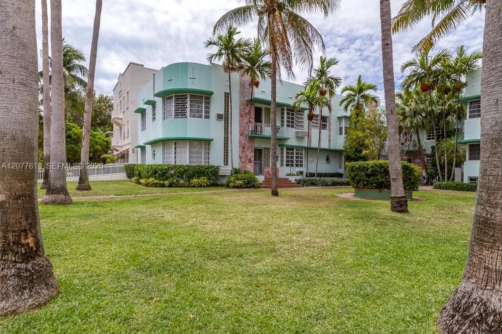 1258 Pennsylvania Ave #9 Miami Beach, FL 33139