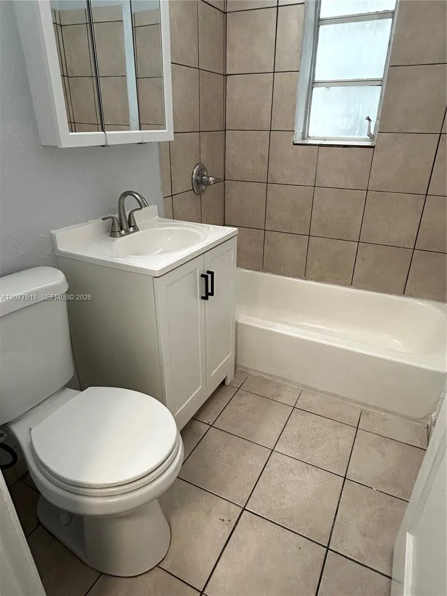 1258 Pennsylvania Ave #9 Miami Beach, FL 33139