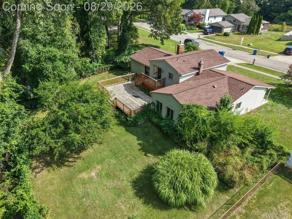 2877 Burgess Hill Drive Waterford Charter Township, MI 48329