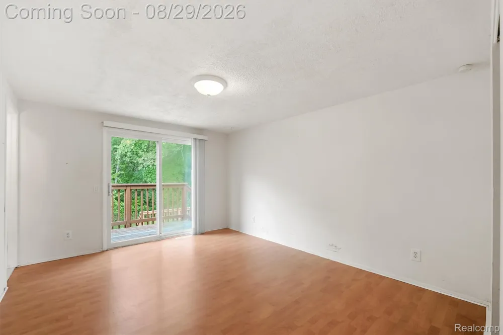2877 Burgess Hill Drive Waterford Charter Township, MI 48329