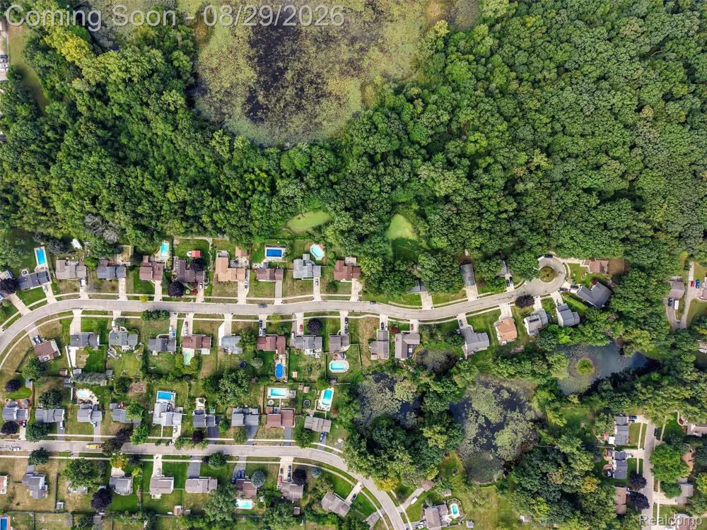 2877 Burgess Hill Drive Waterford Charter Township, MI 48329