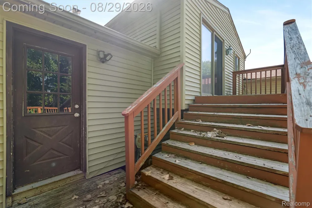 2877 Burgess Hill Drive Waterford Charter Township, MI 48329