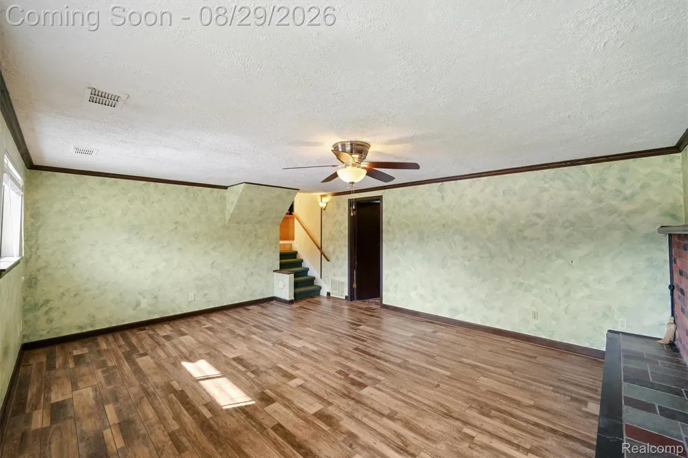 2877 Burgess Hill Drive Waterford Charter Township, MI 48329