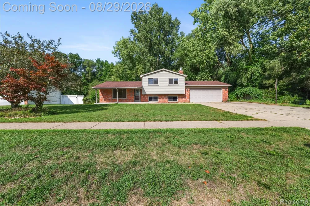2877 Burgess Hill Drive Waterford Charter Township, MI 48329