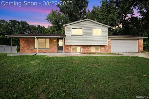 2877 Burgess Hill Drive