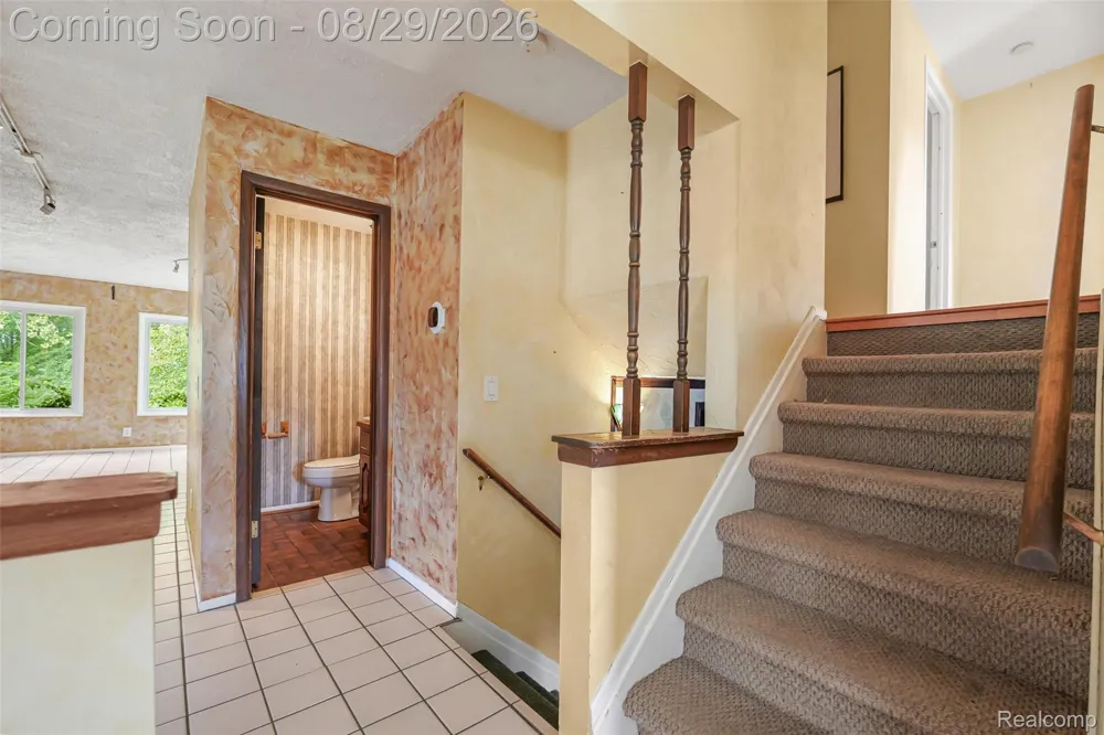 2877 Burgess Hill Drive Waterford Charter Township, MI 48329
