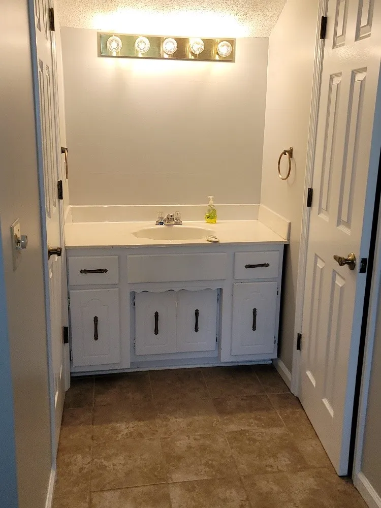 102 Maple Way Hendersonville, TN 37075