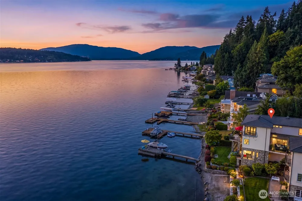 456 W Lake Sammamish Parkway SE Bellevue, WA 98008