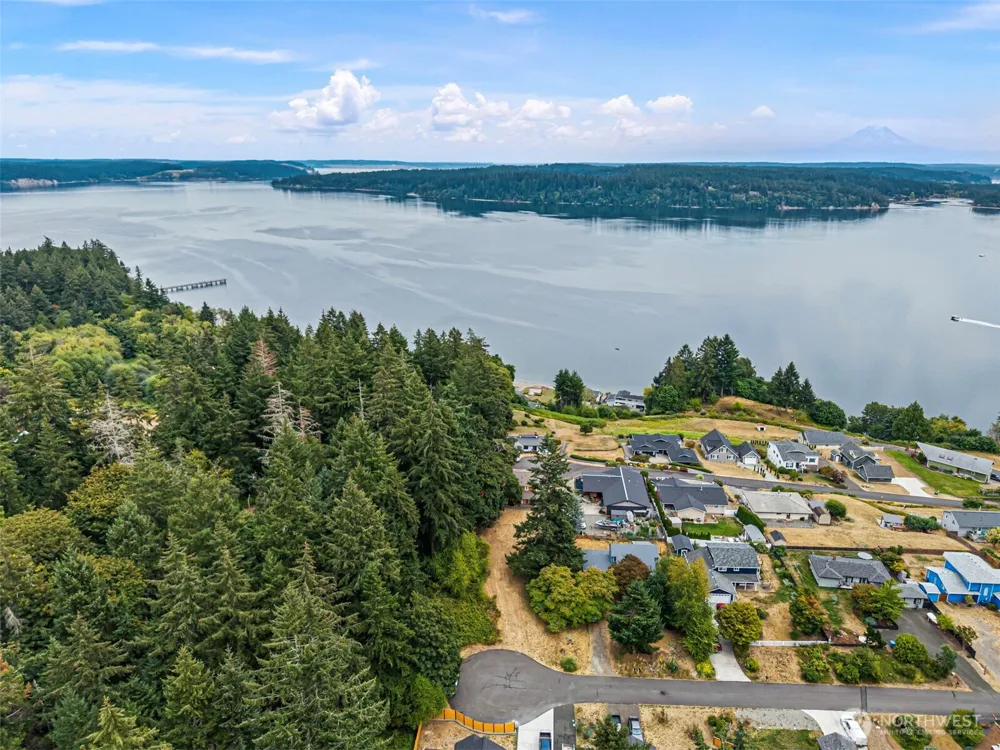 9205 165th Avenue SW Longbranch, WA 98446
