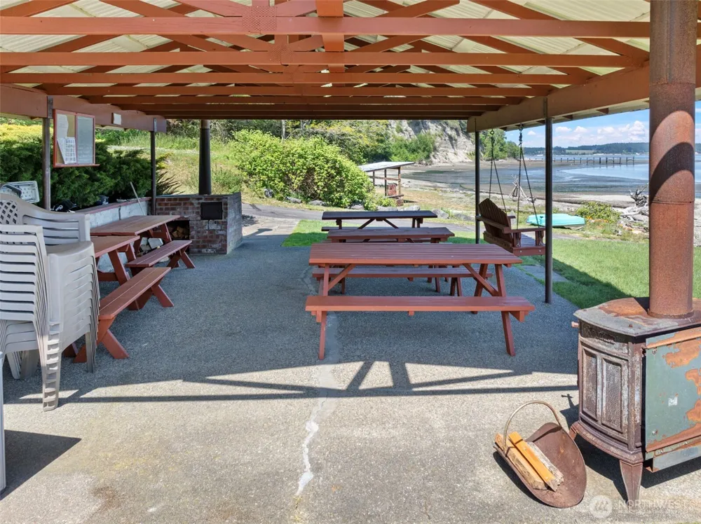 9205 165th Avenue SW Longbranch, WA 98446