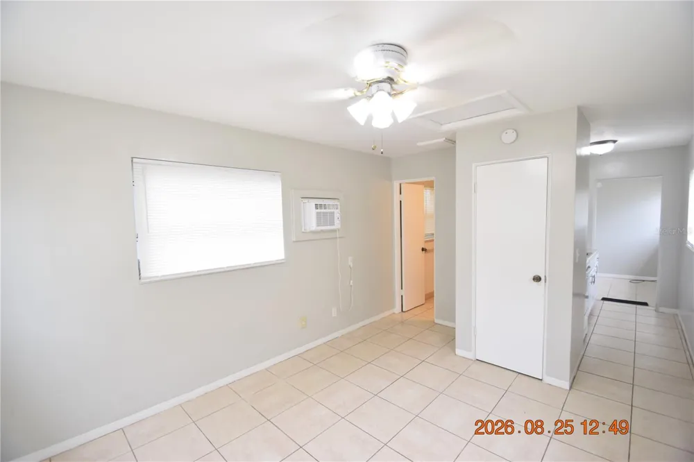 5124 18TH AVENUE St Petersburg, FL 33710
