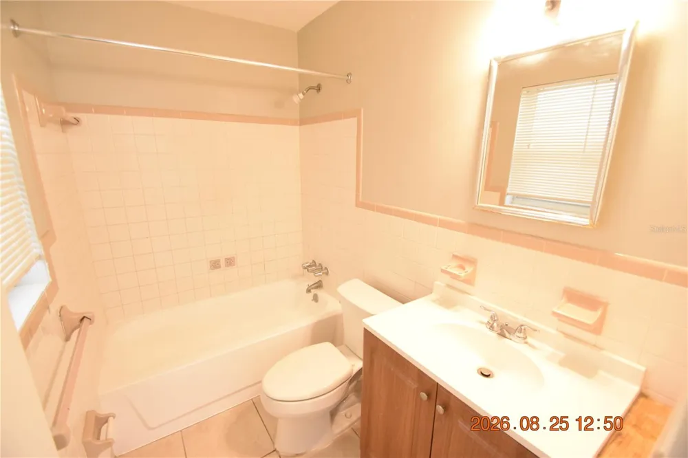 5124 18TH AVENUE St Petersburg, FL 33710