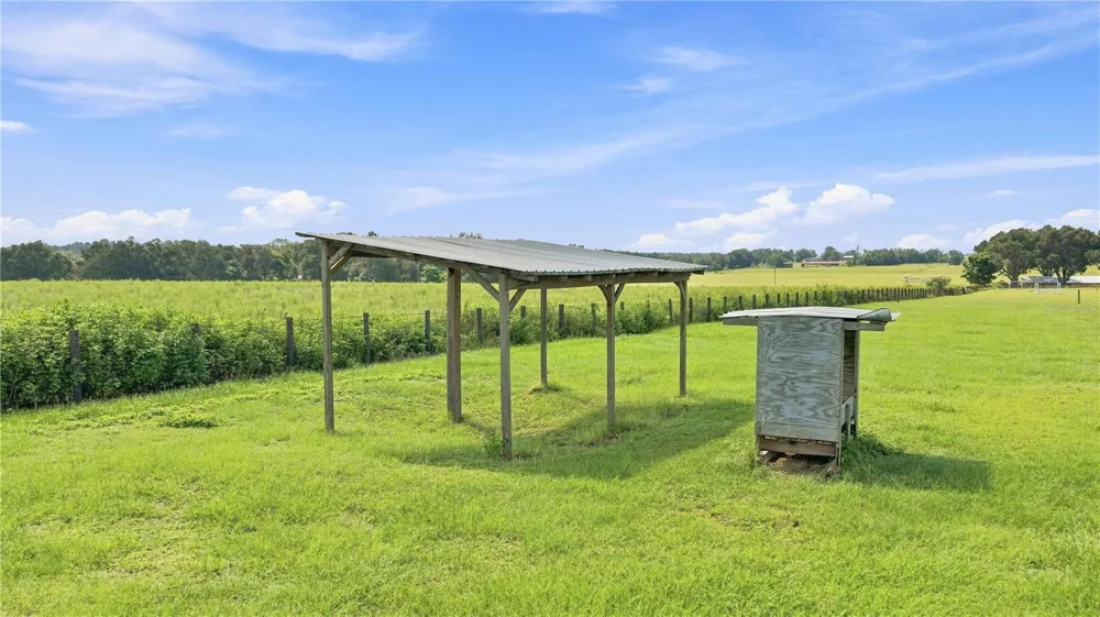 22241 NW 6TH STREET Dunnellon, FL 34431