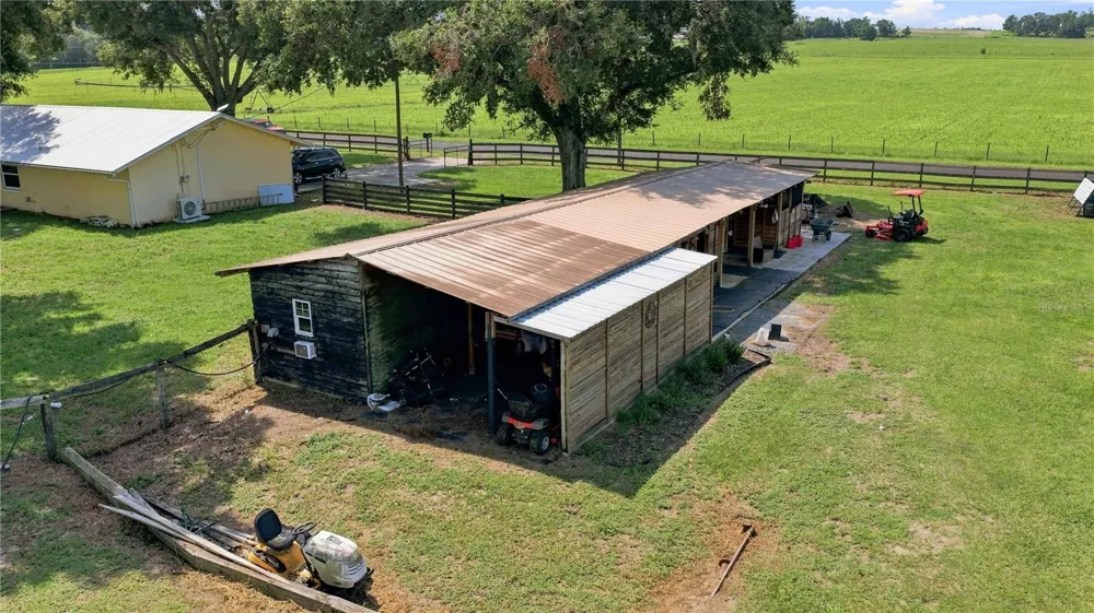 22241 NW 6TH STREET Dunnellon, FL 34431